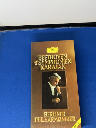 Vtg 1977 cassette tapes - vtg,