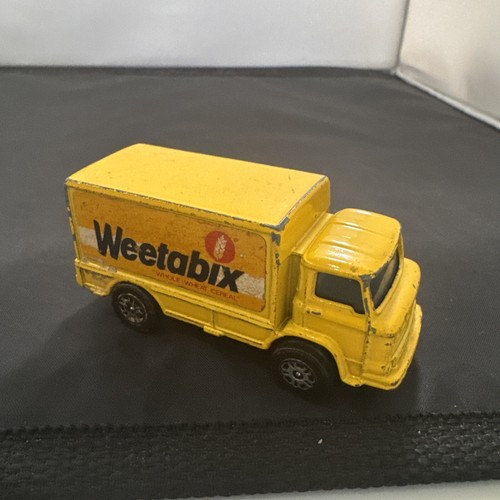 Corgi juniors leyland terrier - corgi,