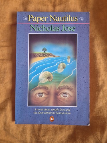 Paper nautilus nicholas - nautilus,