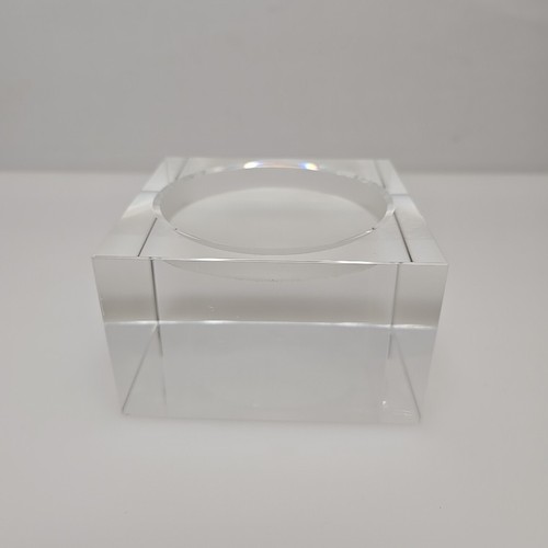 Oleg cassini signed - signed, pure