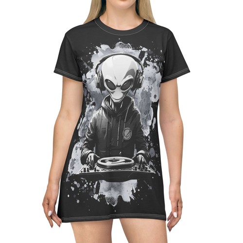 Alien graphic shirt - alien,
