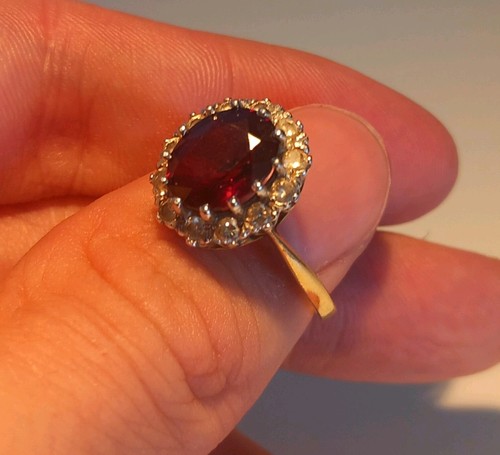 Vintage 18k gold - gold, garnet