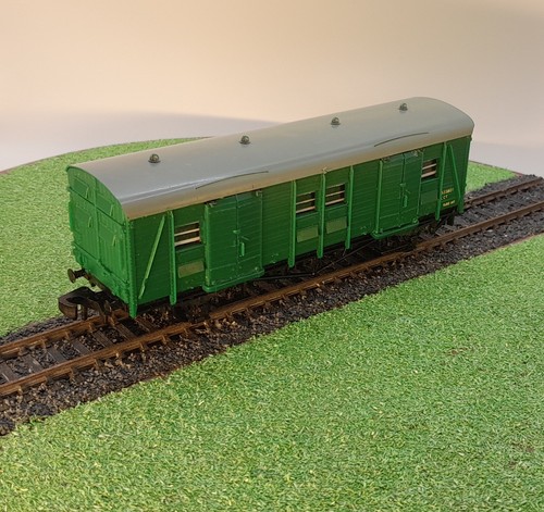Hornby dublo 4 wheeled - ,