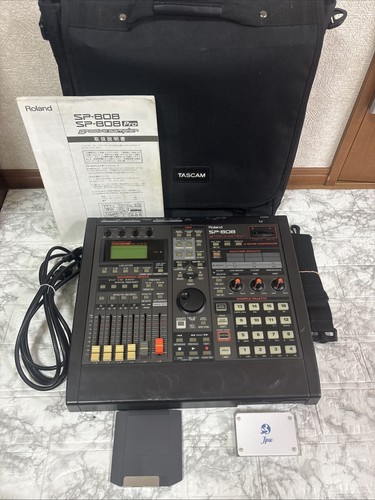 Roland 808 groovesampler - sp-808,
