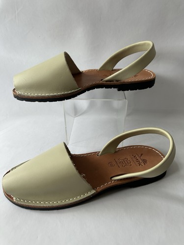 Spanish antic green - antic, leather