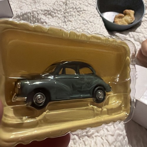 Vanguard morris minor saloon - vanguard,