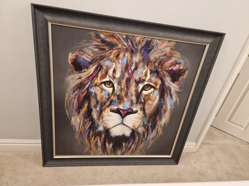 Louise luton kendi the - the, lion