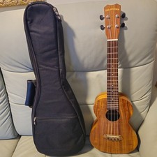 KANILE'A ISLANDER TENOR UKULELE IN SUPERB CONDITION & FREE DELIVERY