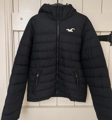 Hollister black hooded puffer - black,