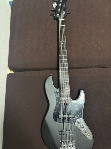 Hex string b305 bass guitar - 5-string,