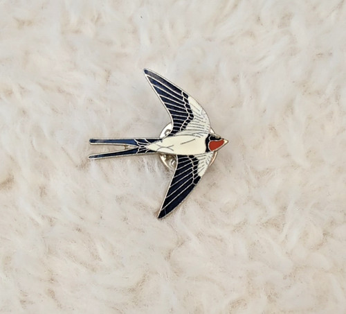 Swallow bird enamel pin badge - pin,