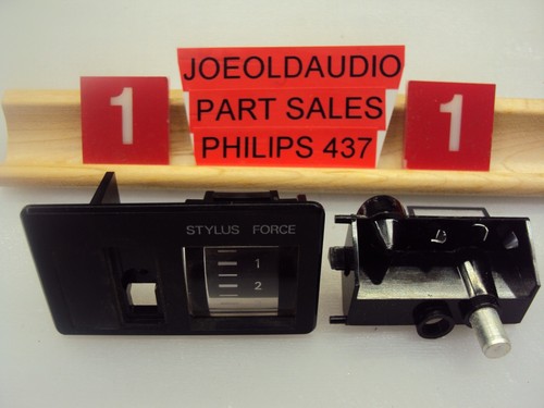 Philips turntable model 437 - model,