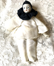 Pierrot White Outfit Black Hat