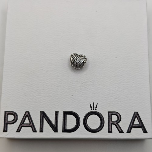 Pandora heart pave sparkling - heart,