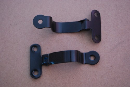 Quarter window glass hinge - quarter,