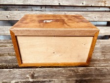 🗄️ Wooden Trophy Case