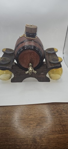 Vintage functional barrel - functional,