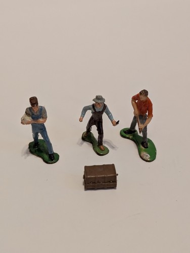 Triang minic trackside figures - trackside,