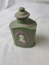 Wedgwood Tricolor Lilac