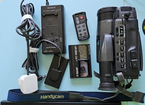 Sony hi8 camcorder model - sony,
