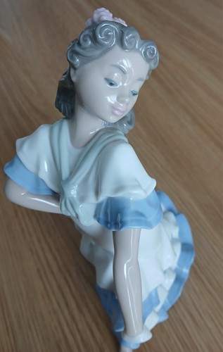 Nao porcelain girl - porcelain,