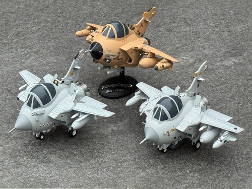 Egg plane desktop model - plane,