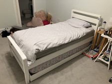Single Bed with Trundle Bed Includes Original Mattresses
