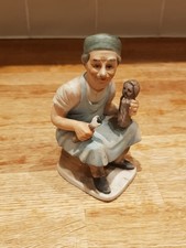 Vintage Daysun Figurine