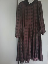 Grizas Purple Silk Check Dress Size Medium Does Have pull O Stitches On Back