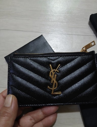 Saint laurent ysl monogram - saint,
