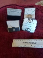 4x  Vintage indicator meter