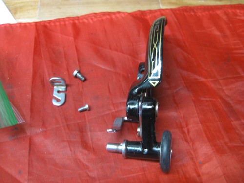 Singer sewing machine 99k - machine,