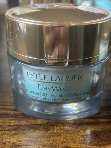 Estee lauder day wear - lauder,