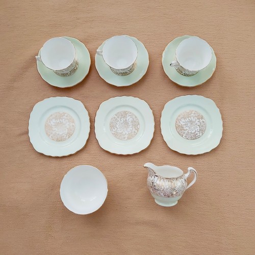 Royal vale vintage tea set - vale,