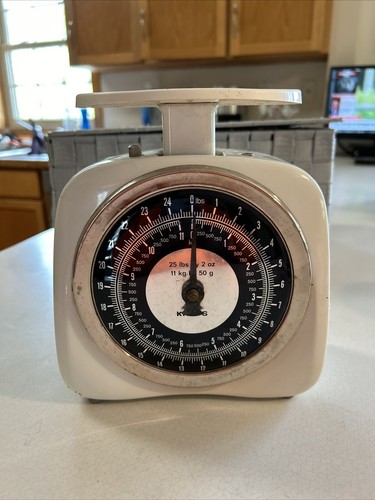 Vintage household scale - vintage,