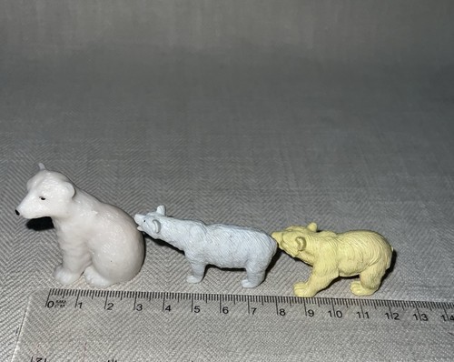 Small polar bears plastic - small,