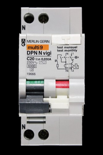 Merlin gerin amp curve - merlin, c