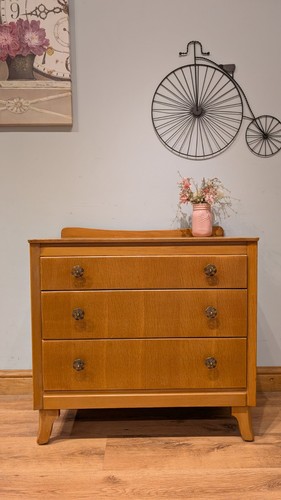 Retro mid century art deco - mid,