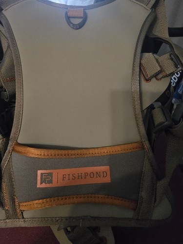Fishpond usa fly - fishing, chest