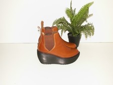 Dr. Martens AERIAL tan leather