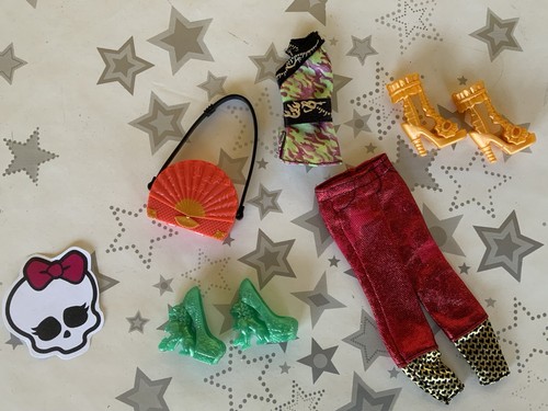 Monster high doll accessories - high,