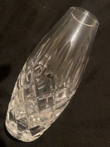 Signed vintage crystal bud - signed,