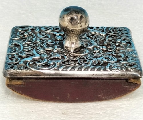 Silver repoussé william - repoussé,