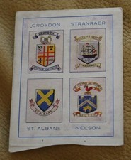 FOOTBALL 1931 TOWNS AND CRESTS