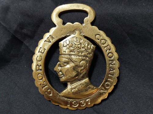 Vintage brass medallion - vintage,