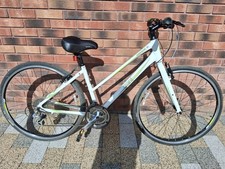 giant liv escape 2 immaculate condition new chain, cassette, brakes. Bargain 