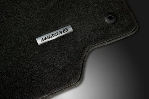 Genuine mazda saloon - saloon, >