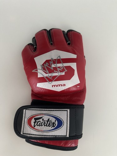 King signed strikeforce - king,