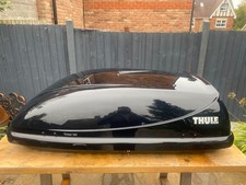 Thule Ocean 100 Roof Box – Gloss Black (1 Key)