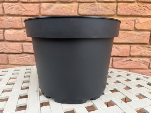Plant pots large litre - pots.,